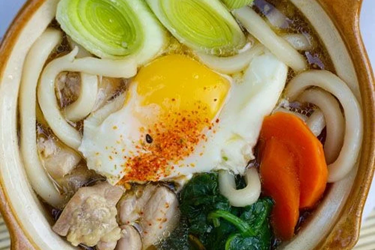Nabeyaki Udon Recipe: Authentic Japanese One-Pot Noodle Soup 3 Nabeyaki Udon Soup